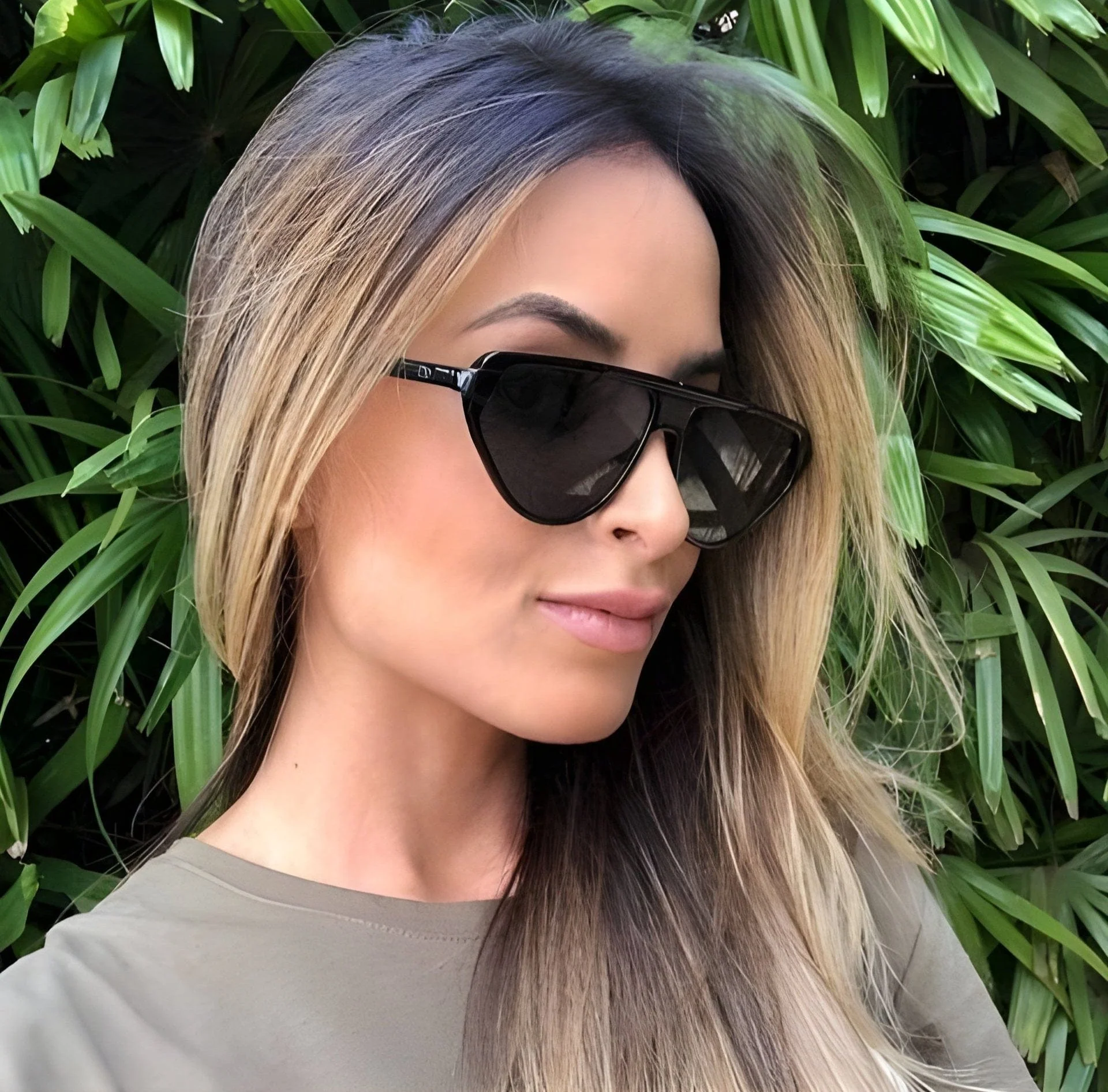 Flat Top Sunglasses - Image 4